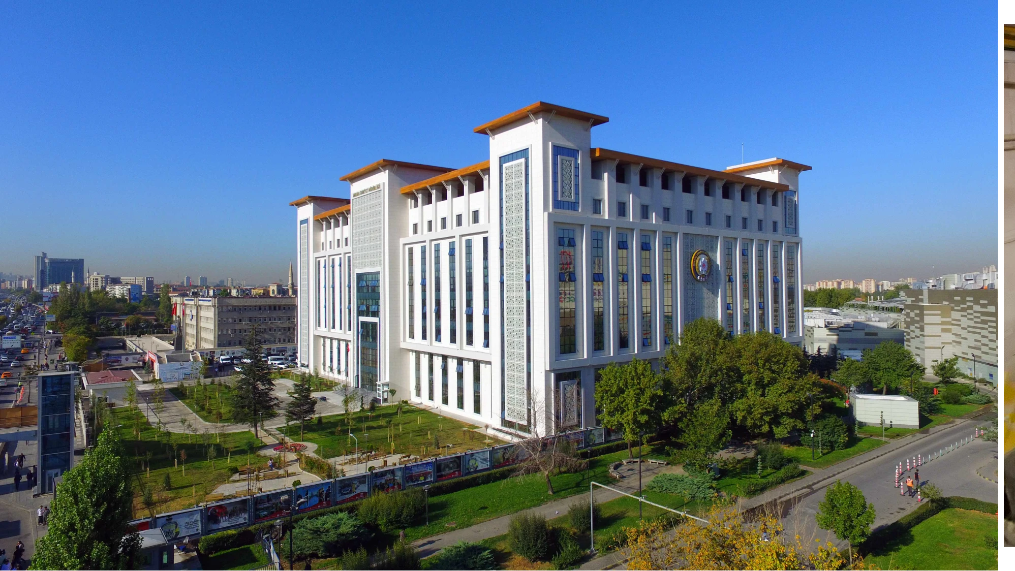 GRC (Cam Elyaf Takviyeli Beton) Cephe Sistemleri